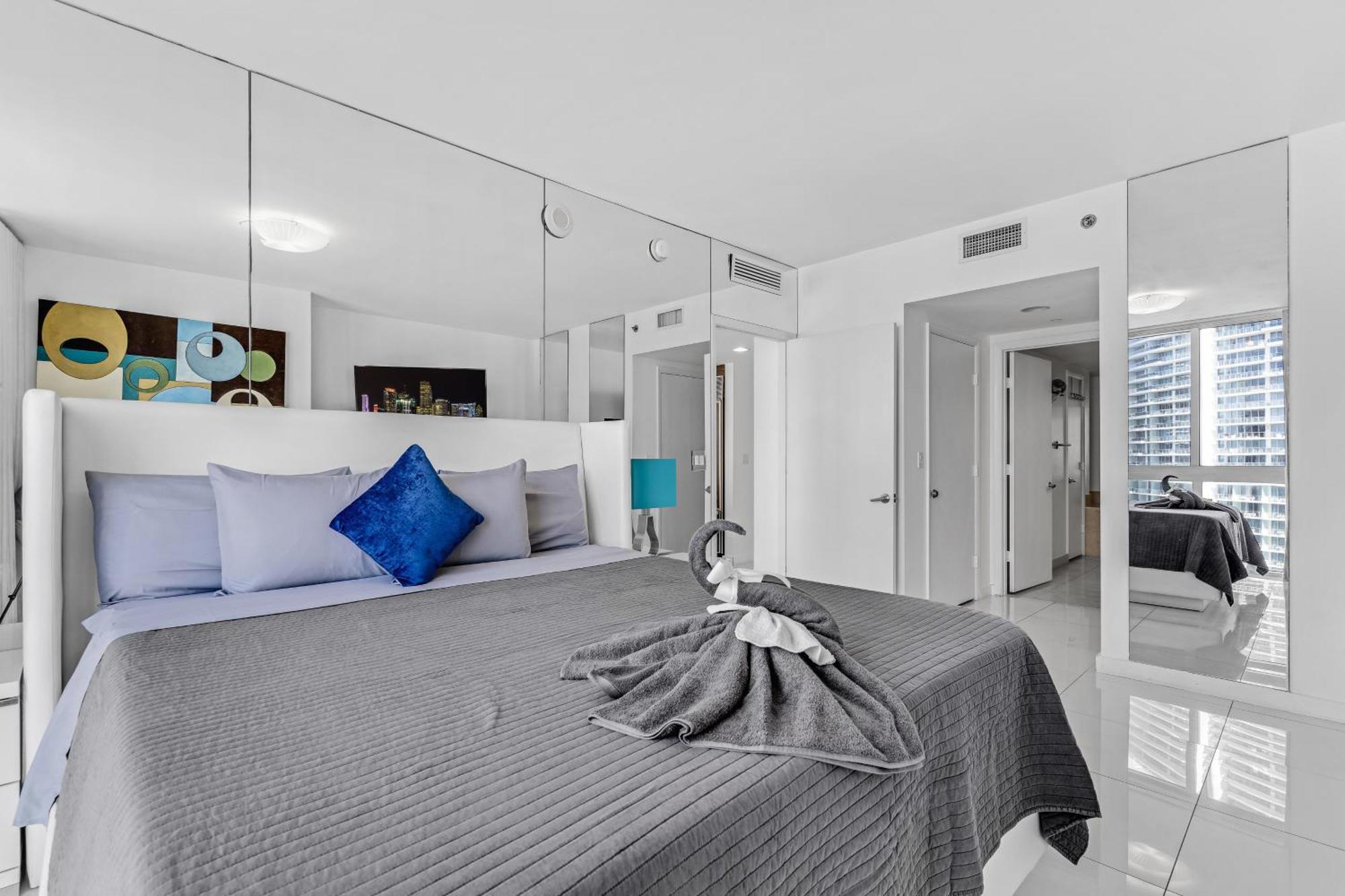 Luxurious Condo At Icon With Views Miami Exterior photo