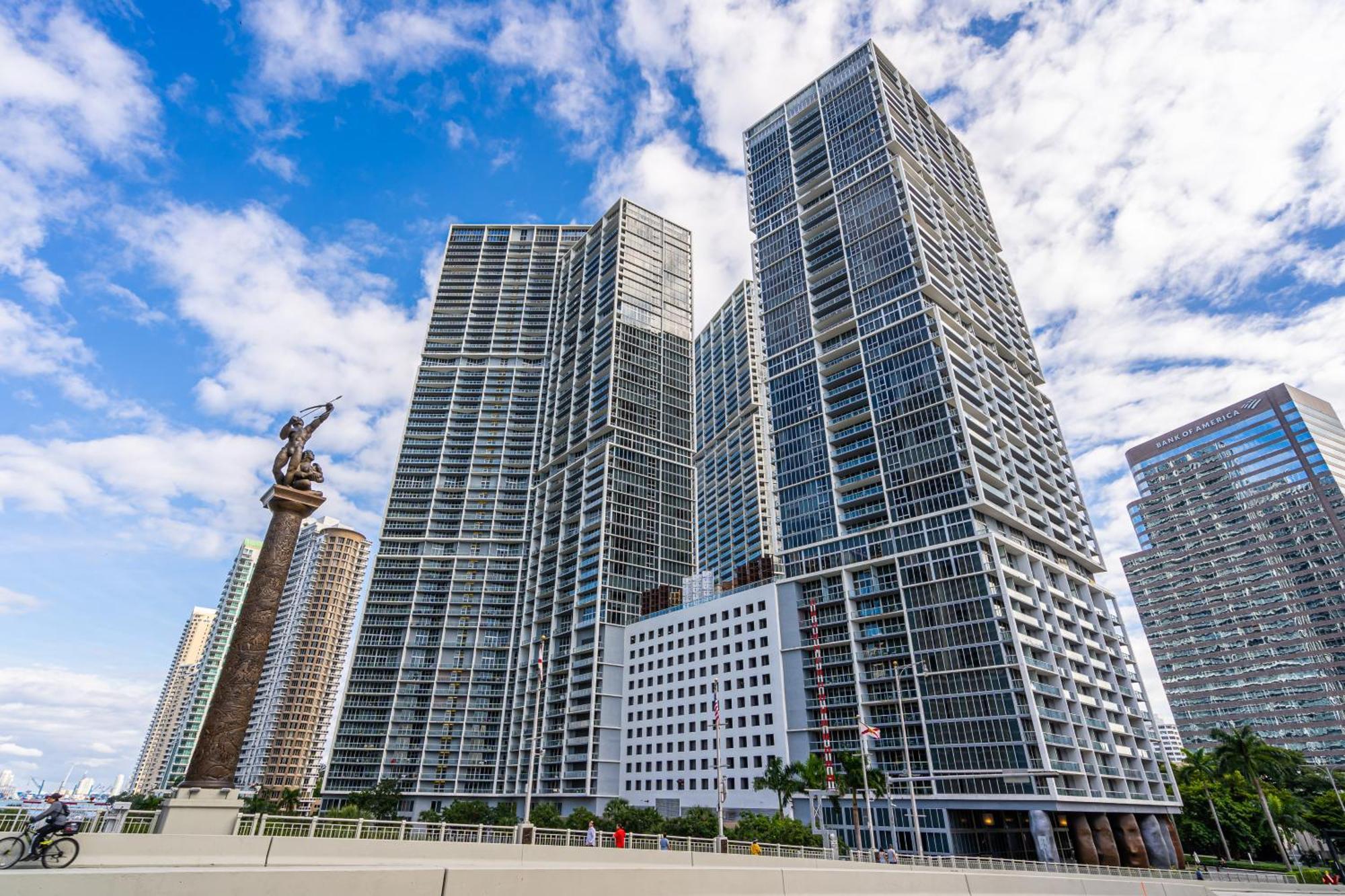 Luxurious Condo At Icon With Views Miami Exterior photo